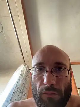 Snapshot of versatilevortex chatting on 10-18-25, 07:25 versatilevortex online show from 10-18-25, 07:25