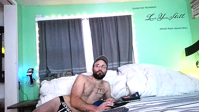 Snapshot of versatilevortex chatting on 11-09-25, 01:48 versatilevortex online show from 11-09-25, 01:48