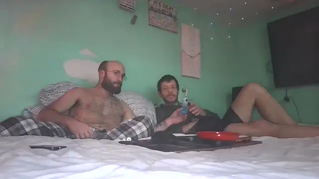 Snapshot of versatilevortex chatting on 12-16-25, 05:34 versatilevortex online show from 12-16-25, 05:34