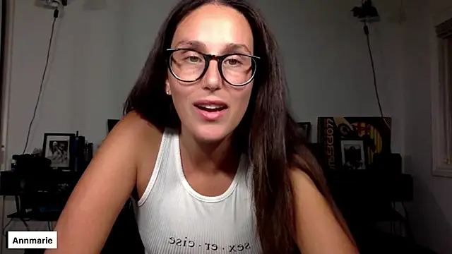 Snapshot of annmarieferrara chatting on 09-24-25, 02:59 annmarieferrara online show from 09-24-25, 02:59
