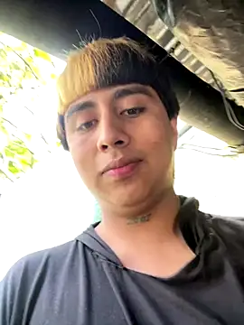 Snapshot of sky-wolves chatting on 11-10-25, 08:19 sky-wolves online show from 11-10-25, 08:19