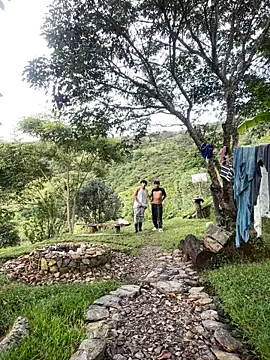 Snapshot of sky-wolves chatting on 04-05-26, 10:29 sky-wolves online show from 04-05-26, 10:29