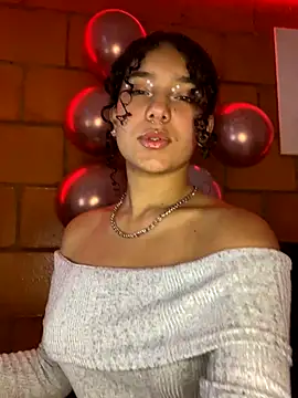 Snapshot of K_Licious chatting on 10-29-25, 09:49 K Licious online show from 10-29-25, 09:49