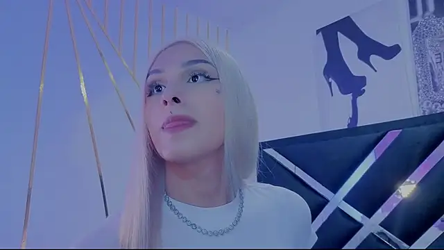 Angel-dragun online show from 04-10-26, 03:34