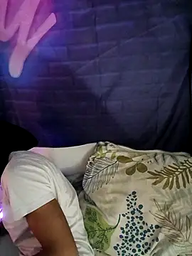 Snapshot of Mikaaa97 chatting on 01-17-26, 02:16 Mikaaa97 online show from 01-17-26, 02:16