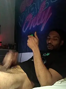 Snapshot of Mikaaa97 chatting on 02-04-26, 02:17 Mikaaa97 online show from 02-04-26, 02:17