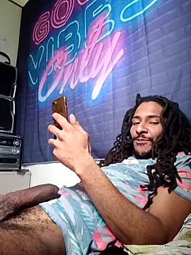 Snapshot of Mikaaa97 chatting on 02-19-26, 03:30 Mikaaa97 online show from 02-19-26, 03:30