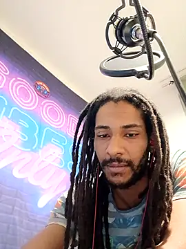 Snapshot of Mikaaa97 chatting on 02-27-26, 02:11 Mikaaa97 online show from 02-27-26, 02:11