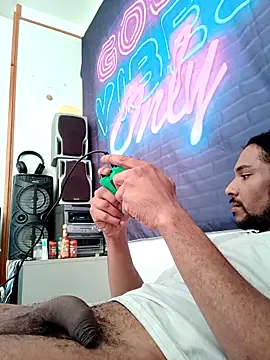 Snapshot of Mikaaa97 chatting on 03-03-26, 01:17 Mikaaa97 online show from 03-03-26, 01:17