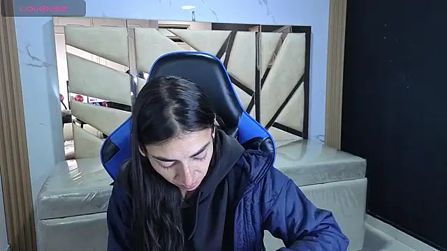 Maily a  online show from 02-10-26, 03:10