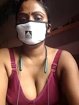 Jasmine Januja online show from 10-07-25, 08:33