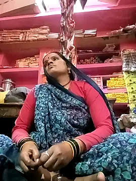 Snapshot of Sh_kiyara chatting on 09-27-25, 03:28 Sh kiyara online show from 09-27-25, 03:28