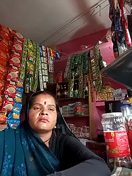 Snapshot of Sh_kiyara chatting on 09-28-25, 03:56 Sh kiyara online show from 09-28-25, 03:56