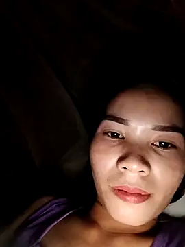 Snapshot of linhkem-cute chatting on 09-29-25, 01:38 linhkem-cute online show from 09-29-25, 01:38