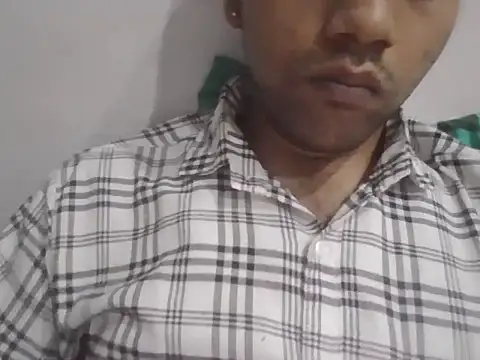 Snapshot of rashid-khan786 chatting on 10-23-25, 07:12 rashid-khan786 online show from 10-23-25, 07:12