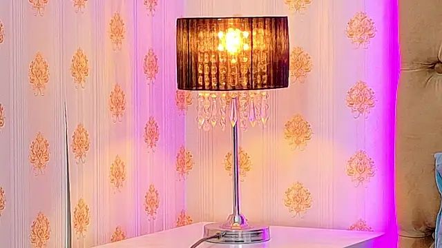 CoraVex online show from 04-30-26, 03:46