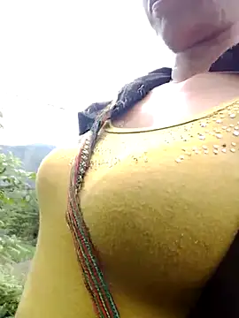 Snapshot of donna-bae chatting on 05-12-26, 11:35 donna-bae online show from 05-12-26, 11:35