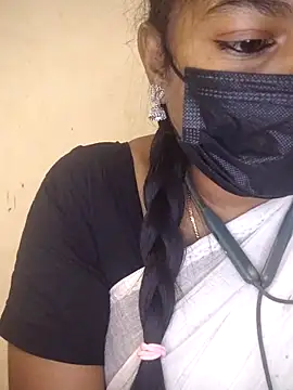 Snapshot of TAMIL_AMMUKUTTYY chatting on 01-31-26, 07:11 TAMIL AMMUKUTTYY online show from 01-31-26, 07:11