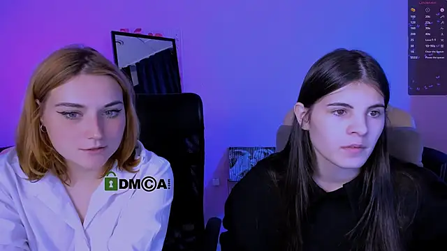 Snapshot of casey_meow_ chatting on 10-13-25, 05:40 casey meow online show from 10-13-25, 05:40