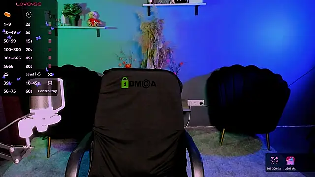 Snapshot of casey_meow_ chatting on 10-18-25, 08:48 casey meow online show from 10-18-25, 08:48