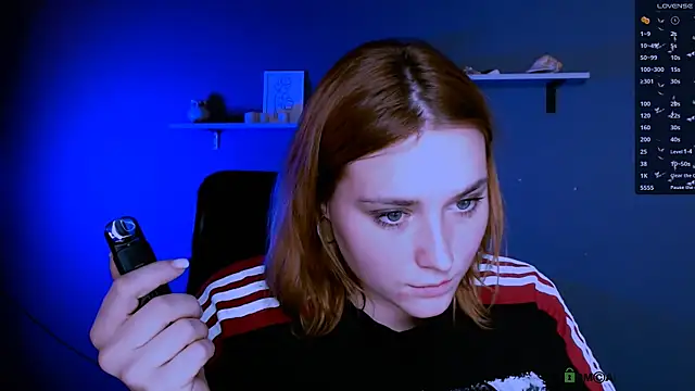 Snapshot of casey_meow_ chatting on 12-04-25, 09:40 casey meow online show from 12-04-25, 09:40