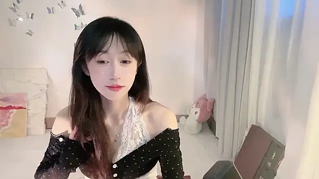 ai-ai-mi online show from 10-28-25, 04:49