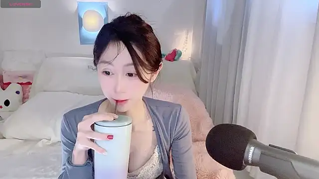 ai-ai-mi online show from 03-18-26, 03:09