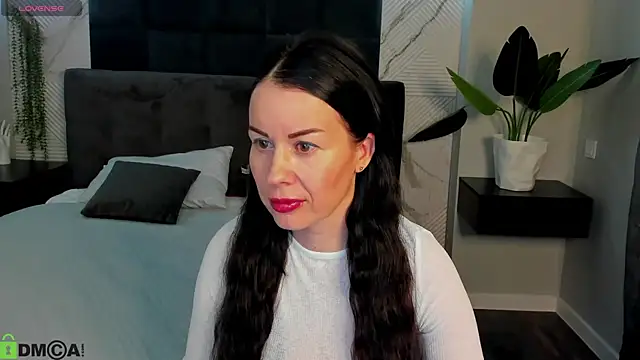 Snapshot of Stella_Leon chatting on 10-05-25, 01:04 Stella Leon online show from 10-05-25, 01:04