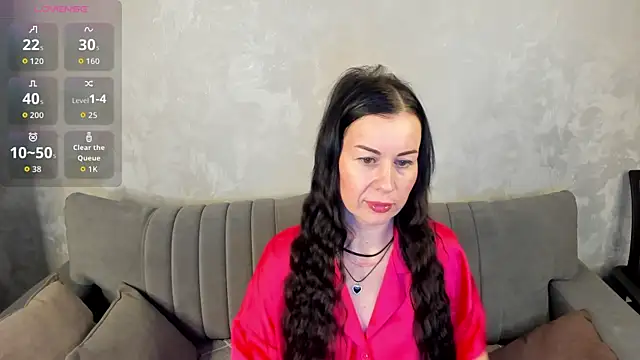 Snapshot of Stella_Leon chatting on 10-25-25, 01:02 Stella Leon online show from 10-25-25, 01:02