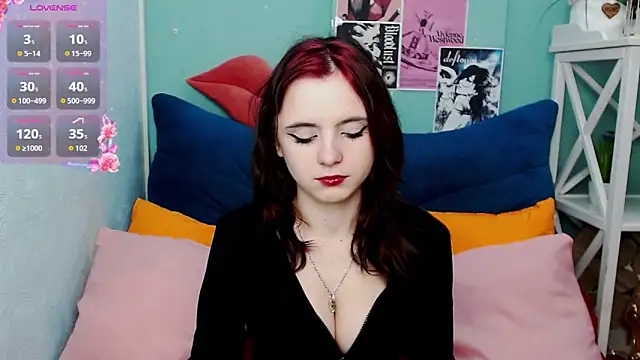 VivienneRo online show from 11-23-25, 05:51