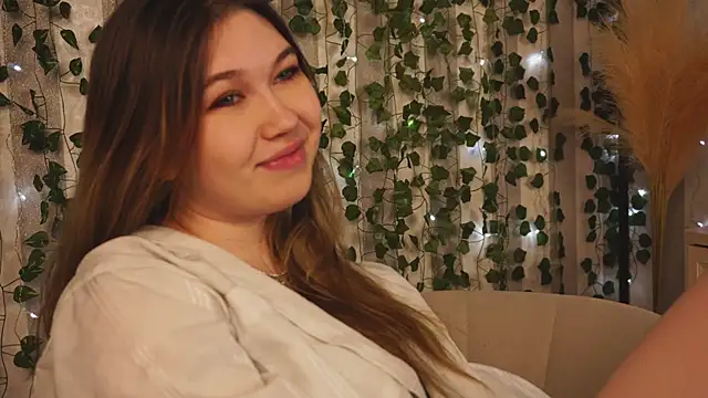 Snapshot of cheeky_cherry_juice chatting on 11-04-25, 01:10 cheeky cherry juice online show from 11-04-25, 01:10