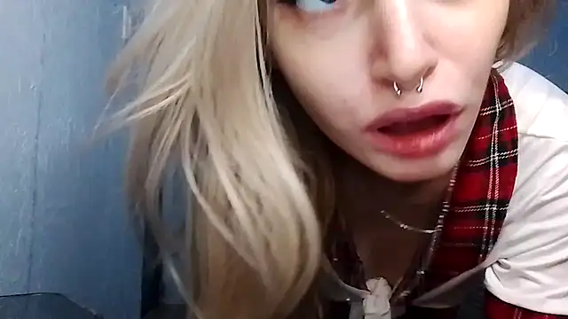 lesyawhite online show from 11-26-25, 04:19