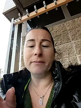 Snapshot of bichota85 chatting on 11-20-25, 10:59 bichota85 online show from 11-20-25, 10:59