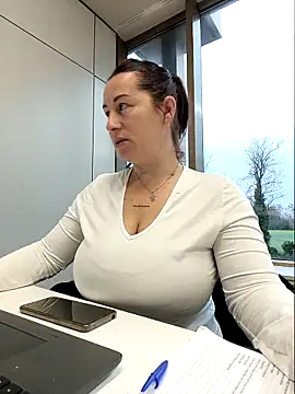 Snapshot of bichota85 chatting on 12-23-25, 09:07 bichota85 online show from 12-23-25, 09:07