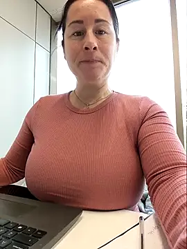 Snapshot of bichota85 chatting on 02-09-26, 10:08 bichota85 online show from 02-09-26, 10:08