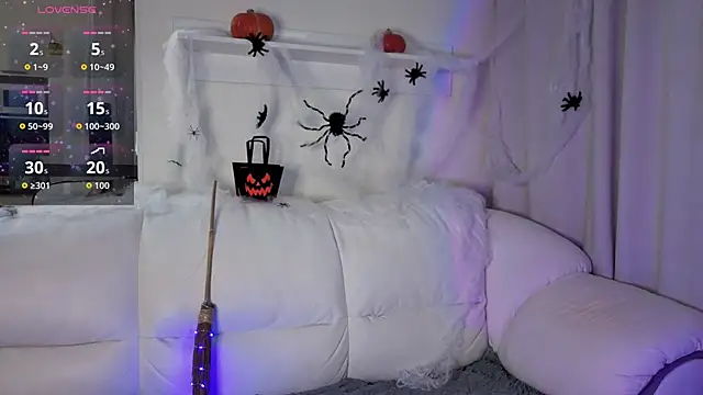  Lua   online show from 10-27-25, 01:26