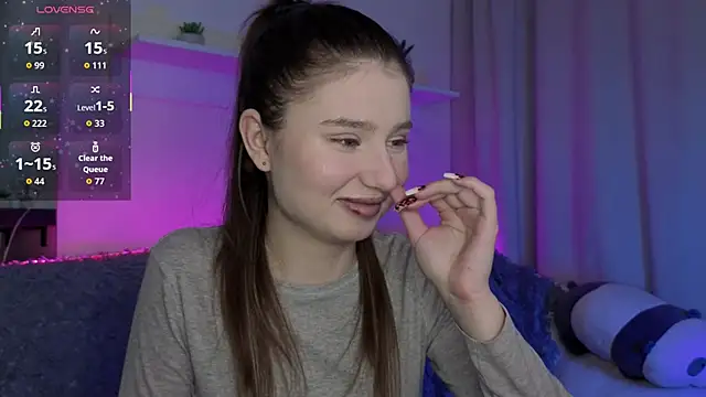 Snapshot of _Lua__ chatting on 02-16-26, 11:01 Lua online show from 02-16-26, 11:01