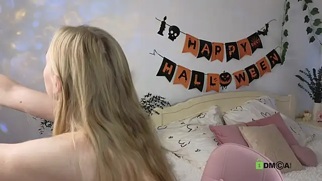 hey Olivia online show from 10-19-25, 08:59