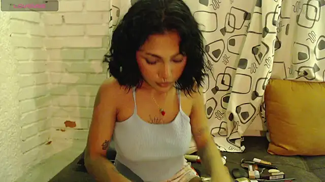 Snapshot of Cataleya_naz chatting on 10-10-25, 03:16 Cataleya naz online show from 10-10-25, 03:16