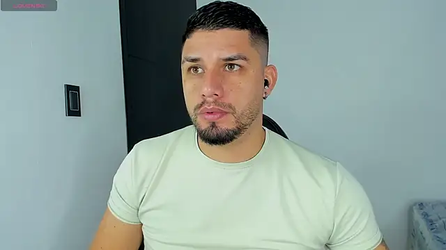 Snapshot of Jacob19_ chatting on 09-18-25, 12:51 Jacob19  online show from 09-18-25, 12:51