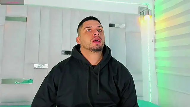 Snapshot of Jacob19_ chatting on 10-07-25, 11:40 Jacob19  online show from 10-07-25, 11:40