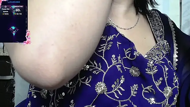 Snapshot of kashvi_ chatting on 07-04-26, 07:53 kashvi online show from 07-04-26, 07:53