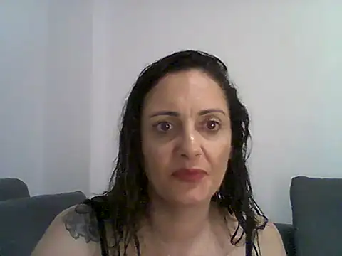 Snapshot of dulcefanny chatting on 12-21-25, 02:08 dulcefanny online show from 12-21-25, 02:08