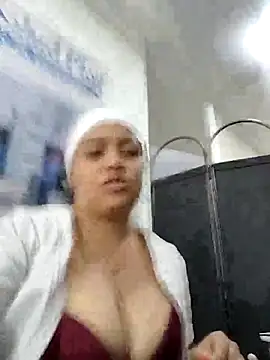 MILA  06 online show from 04-30-26, 01:06