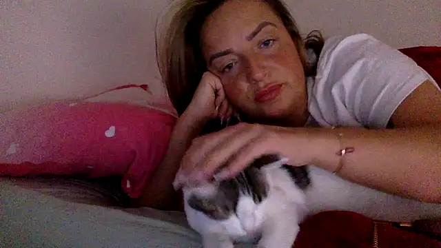 QueenStacyxox online show from 09-24-25, 08:28