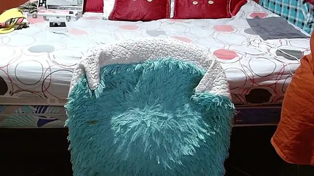 Sasharosee2 online show from 12-14-25, 12:43