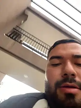 SoyGaelOso online show from 10-21-25, 12:28