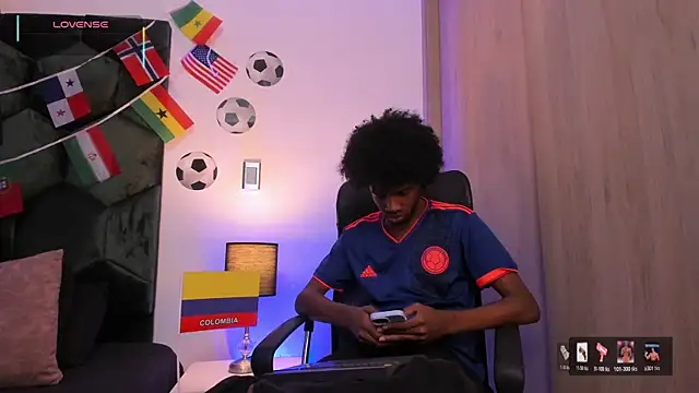 AllexJacob online show from 06-11-26, 12:14