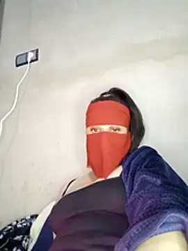 Snapshot of Sousou-24 chatting on 12-15-25, 10:36 Sousou-24 online show from 12-15-25, 10:36