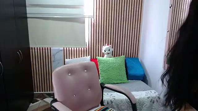 camilavargas  online show from 04-29-26, 04:00